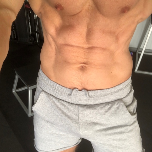 Meet your Posher, Dirk - Picture 2 of 2